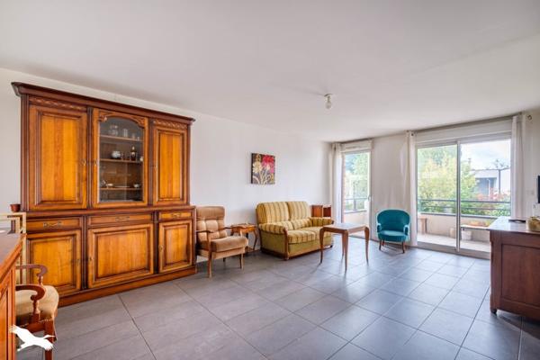 Appartement à vendre |  Chassieu |  3 pièces | 73 m²