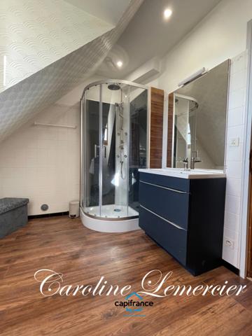 Dpt Sarthe (72), à vendre proche de Connerré FERMETTE en campagne 294 m² habitables , 6 chambres , terrain de 1500 M²