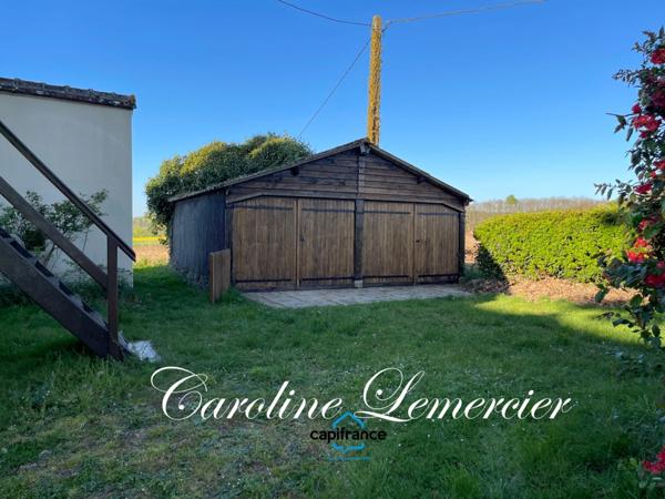 Dpt Sarthe (72), à vendre proche de Connerré FERMETTE en campagne 294 m² habitables , 6 chambres , terrain de 1500 M²