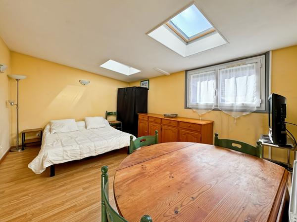 Montreau - Pavillon atypique