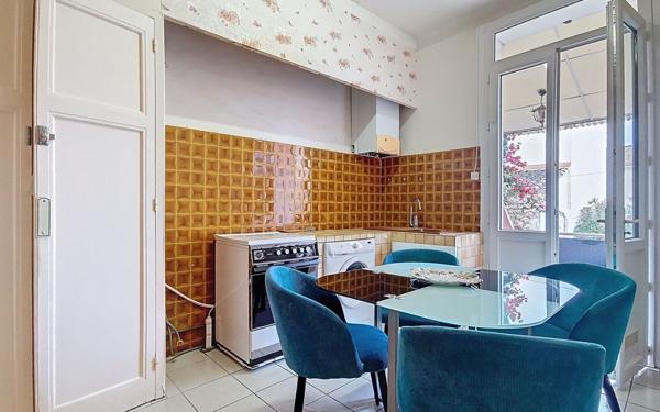 Maison à vendre    3 pièces • 70 m2 Toulon