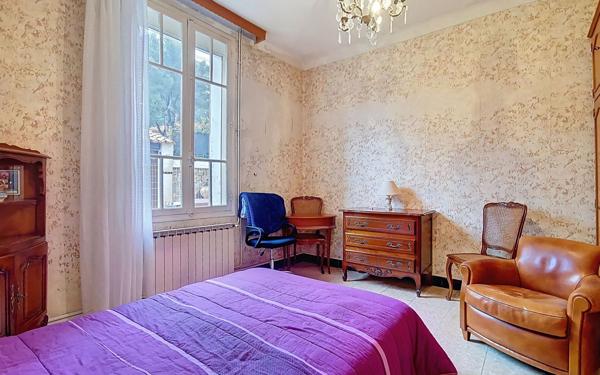 Maison à vendre    3 pièces • 70 m2 Toulon