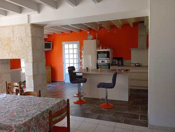 Magnifique longère rénovée avec piscine intérieure