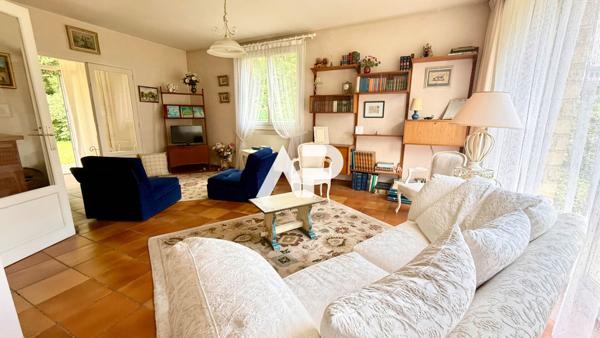 Maison Montmorency 7 pièces 137 m² €420 000 ** - Référence 223