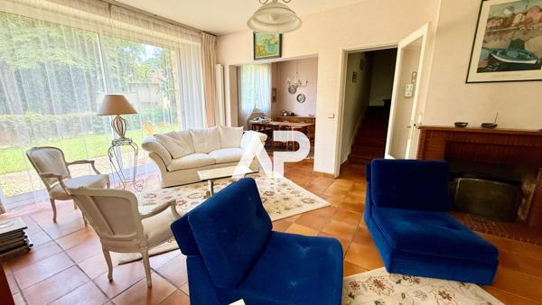 Maison Montmorency 7 pièces 137 m² €420 000 ** - Référence 223