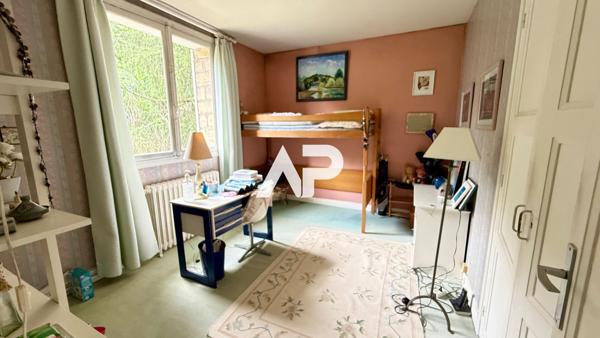 Maison Montmorency 7 pièces 137 m² €420 000 ** - Référence 223