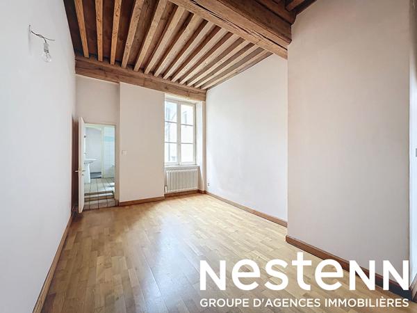 A vendre : Bel appartement T2 avec cachet - vue Saône - hyper centre MACON 71000
