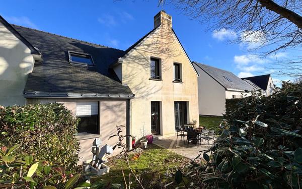 Maison à vendre    5 pièces •  Saint-Lyphard