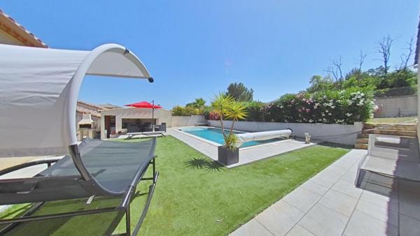 Maison Ouveillan 4 pièce(s) 90 m2, piscine, garage