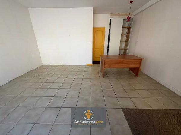 Vente                                                      Maison
                        
                     3 pièces                      61 m2                     à Courçon