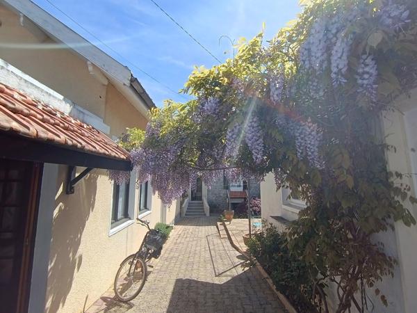 87000 LIMOGES - Maison de 64 m² + atelier de 40 m², à vendre