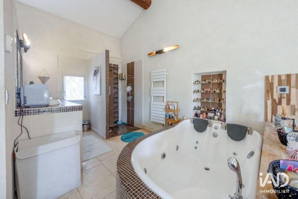Maison à vendre 6 pièces 292 m² Cavaillon