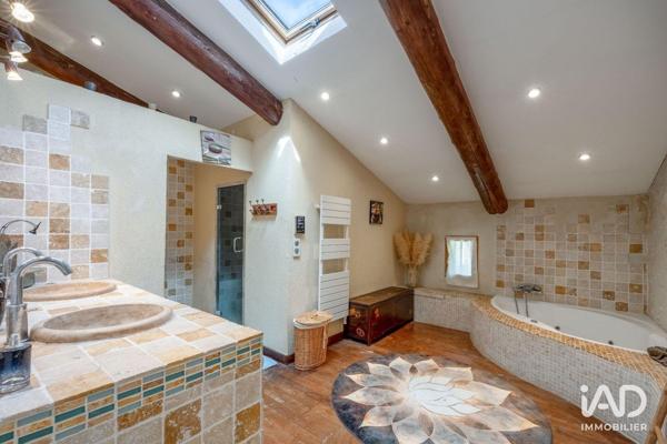 Maison à vendre 6 pièces 292 m² Cavaillon