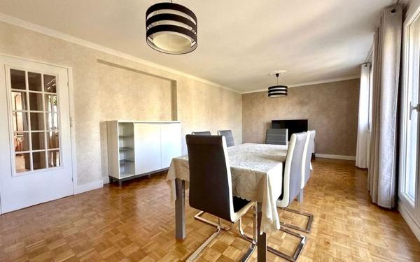 Appartement à vendre    3 pièces • 82,37 m2 Le Plessis-Trévise