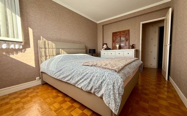 Appartement à vendre    3 pièces • 82,37 m2 Le Plessis-Trévise