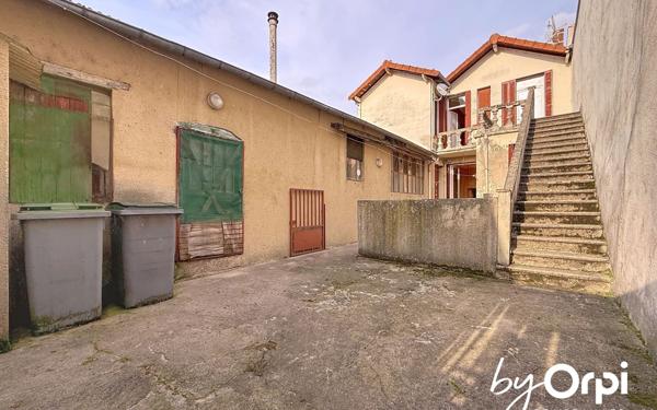 Maison à vendre    4 pièces •  Saint-Éloy-les-Mines