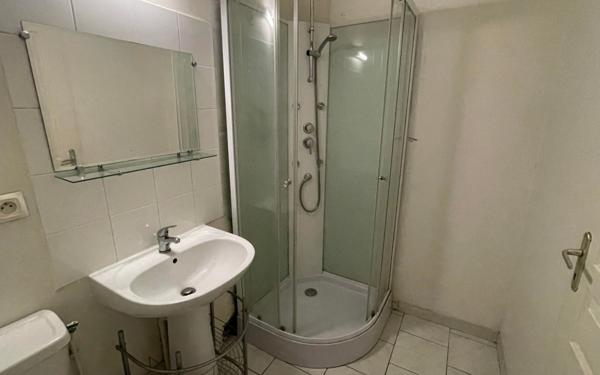 Appartement à louer    1 pièce •  Mont-de-Marsan