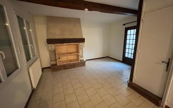 Maison à louer    4 pièces •  Beuzeville