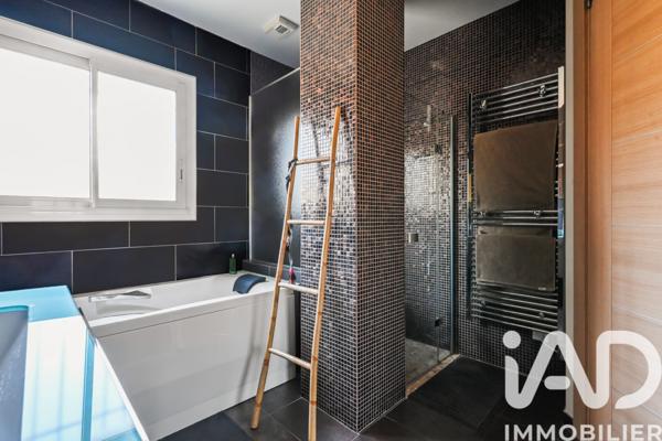 Maison à vendre 6 pièces 190 m² La Ciotat