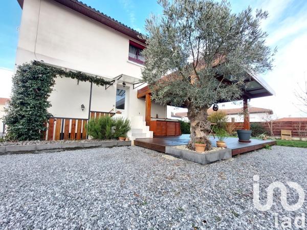 Maison 3 pièces de 64 m² à Aureilhan (65800)