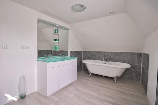 Maison à vendre 234 300 € Plouray 8 p 205 m² DPE E