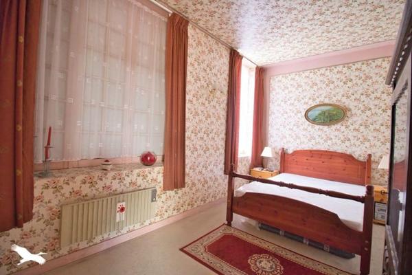 Maison à vendre 234 300 € Plouray 8 p 205 m² DPE E