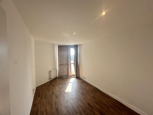 Appartement T2 à louer - 54 m² (réf : 518900)