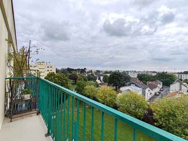 A VENDRE  Appartement Nantes 48m2 Résidence seniors LES CASTALIES