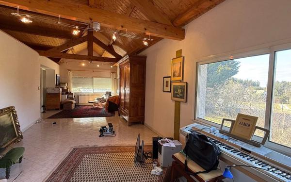 Maison à vendre    8 pièces •  Rieutort-de-Randon