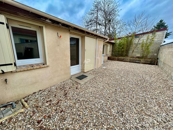 Maison Acheres 2 pièce(s) 36 m2 214 000 € **  - Référence  9018