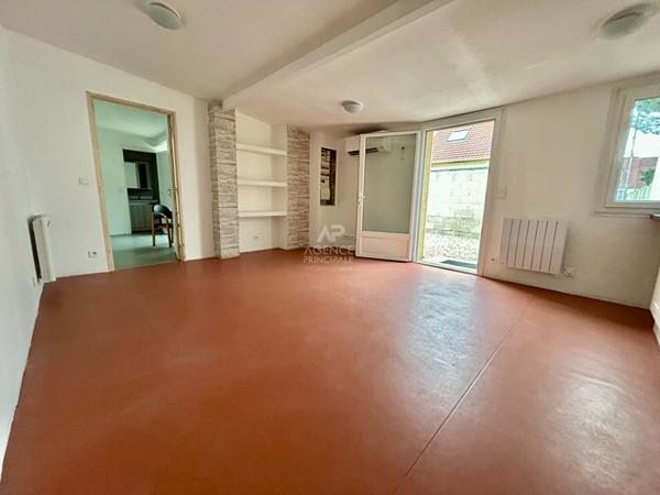 Maison Acheres 2 pièce(s) 36 m2 214 000 € **  - Référence  9018