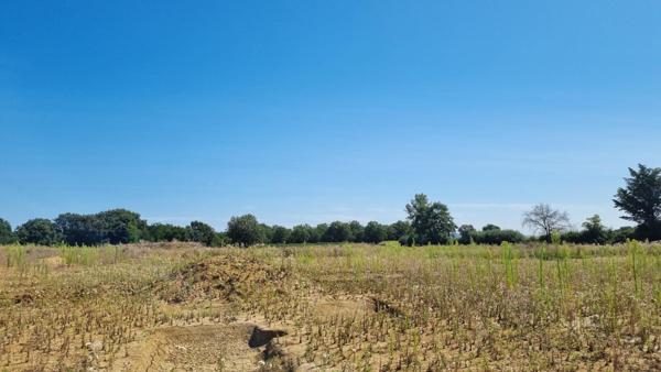 Terrain à batir de 601m²