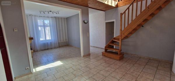 Maison de ville à vendre à Thouars dans les Deux-Sèvres (79100), ref : 79079-54