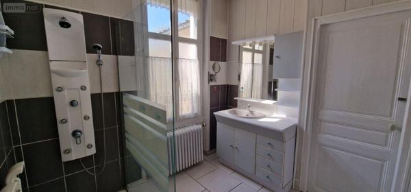 Maison de ville à vendre à Thouars dans les Deux-Sèvres (79100), ref : 79079-54