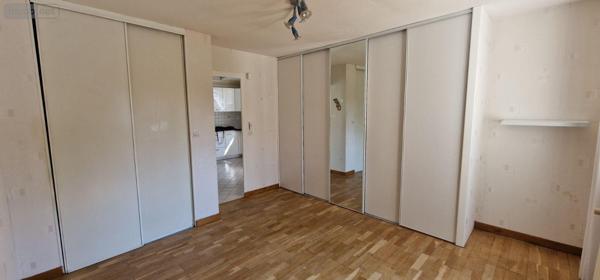 Maison de ville à vendre à Thouars dans les Deux-Sèvres (79100), ref : 79079-54
