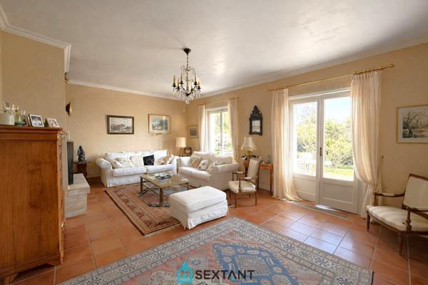DIVONNE-LES-BAINS (01220) - Propriété d'exception avec vue panoramique sur le Mont-Blanc - 1 249 000 