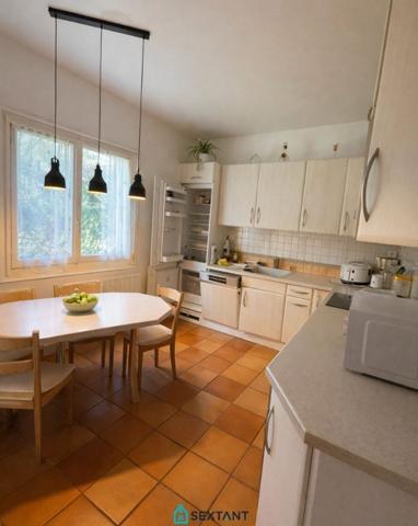 DIVONNE-LES-BAINS (01220) - Propriété d'exception avec vue panoramique sur le Mont-Blanc - 1 249 000 