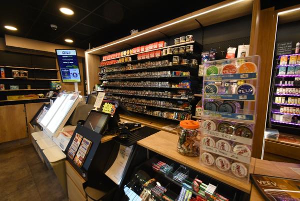 Fonds de commerce à vendre STRASBOURG (67) : TABAC - FDJ - PMU - BOISSONS - CONFISERIE - CLEFS - CBD - E CIGARETTES - 115 m2 - PARKING GRATUIT