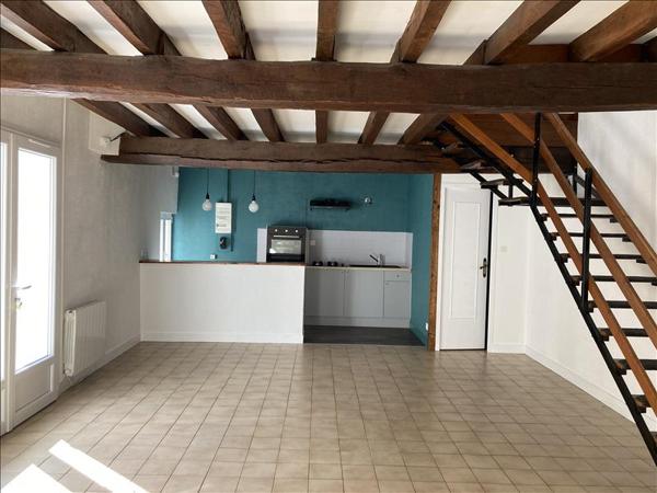 Appartement à louer |                                        ROMORANTIN LANTHENAY |                                        3 pièces  | 70 m²