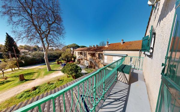 Appartement à vendre    2 pièces • 41,19 m2 Hyères