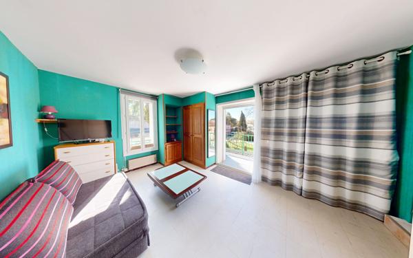 Appartement à vendre    2 pièces • 41,19 m2 Hyères