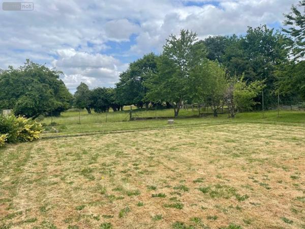 Maison à vendre à Mayenne en Mayenne (53100), ref : 046/812
