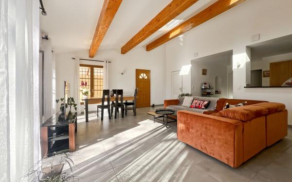 Appartement à vendre    4 pièces • 137,30 m2 Fréjus