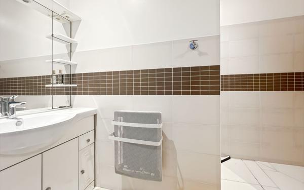 Appartement à vendre    4 pièces • 137,30 m2 Fréjus