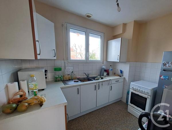 Maison à vendre  5 pièces - 75,99 m2 ST PIERRE D OLERON - 17