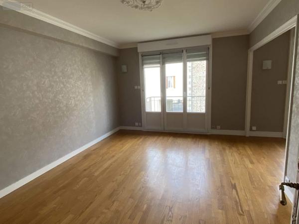 Appartement à vendre à Fougères en Ille-et-Vilaine (35300), ref : 037/1890   
FOUGERES - Centre ville