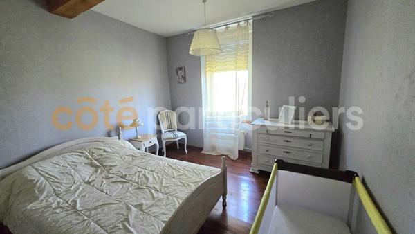 Vente
                Maison233,97 m² - 8 Pièces -
                    CARCASSONNE (11000)