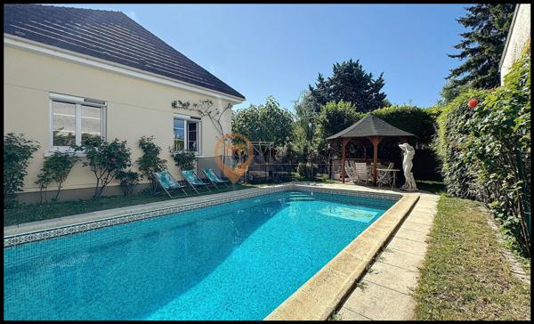 Soisy-sous-Montmorency (95230) Maison familiale 6 pièces de 174 m² habitables avec piscine, véranda et grand potentiel