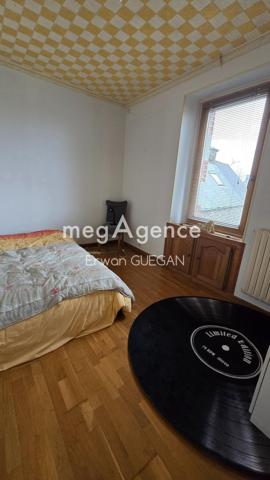 Maison à KERGRIST-MOELOU, 22110 - 14 pièces 393m²