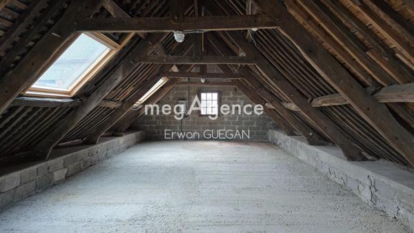 Maison à KERGRIST-MOELOU, 22110 - 14 pièces 393m²